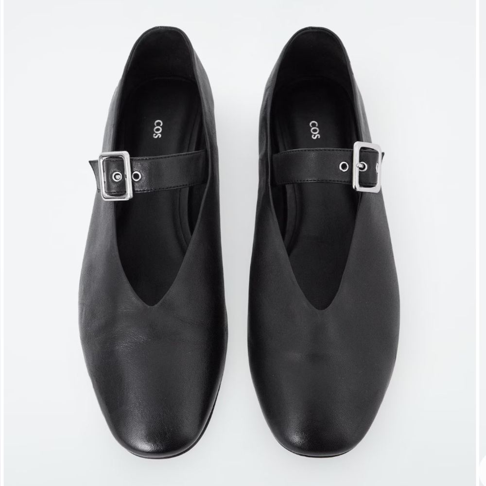 COS Buckle Ballet Flats Black Leather Mary Jane Shoes Size 38 7/7.5 - Picture 1 of 8
